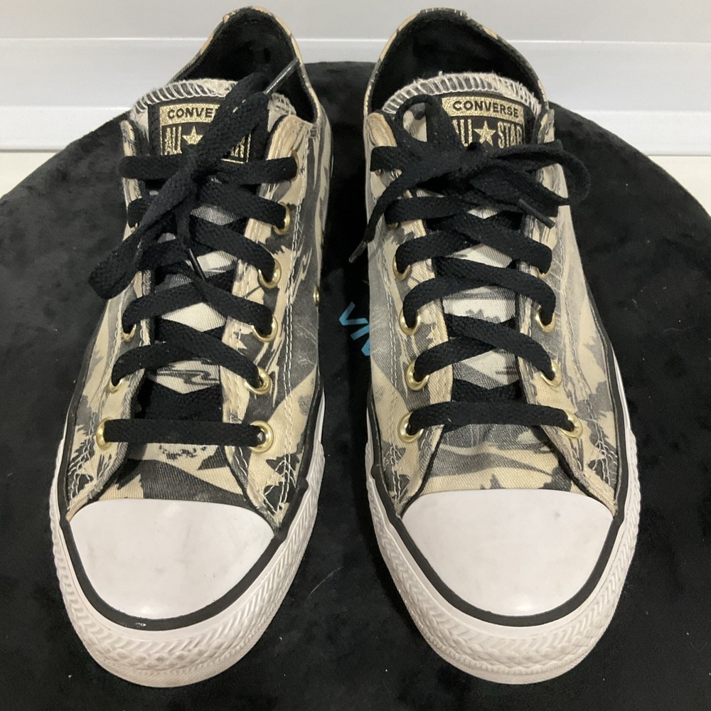 Converse Disney Frozen 2 All Star Low Top Men's 7 Women's 9